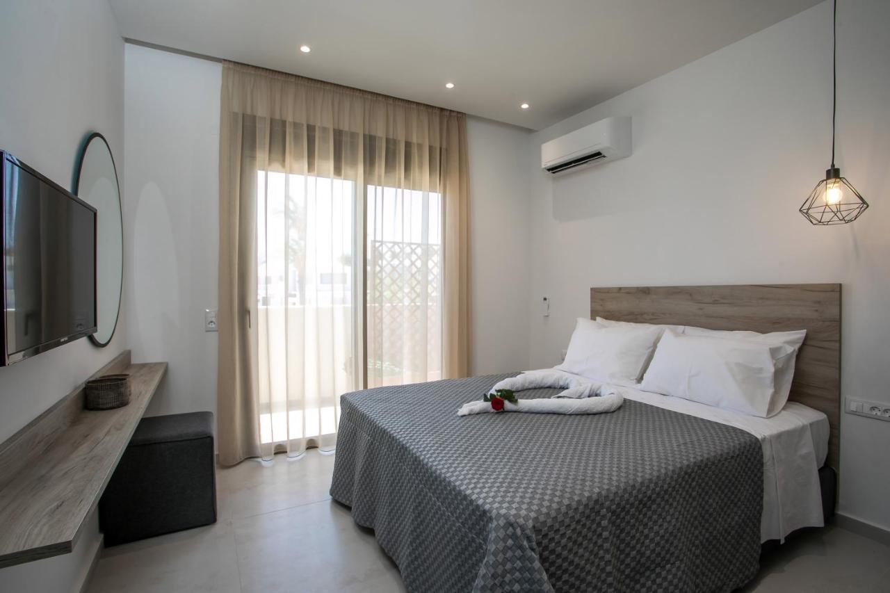Madi Villa *